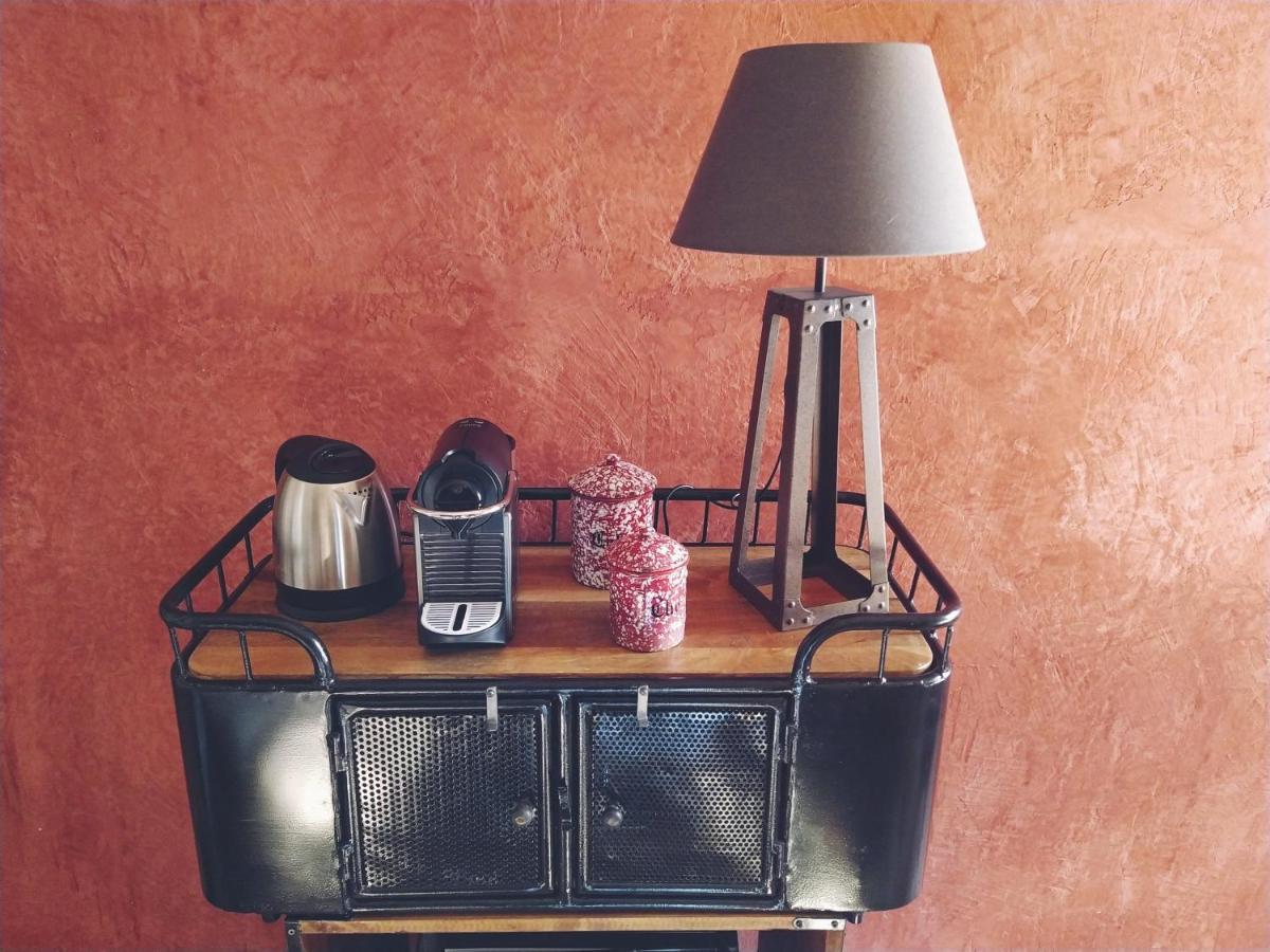 Une Chambre En Luberon Puyvert Экстерьер фото